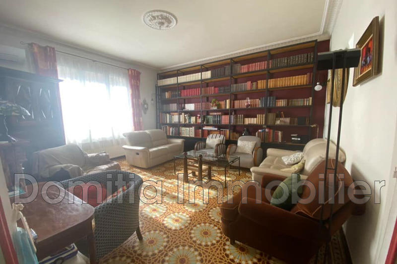 Propriété - 270 m²