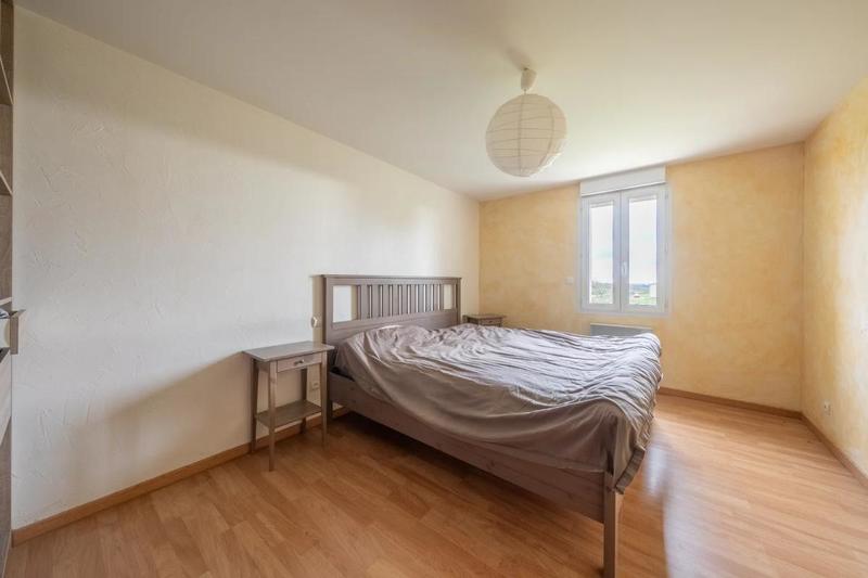 Maison - 380 m² - 5 pièces