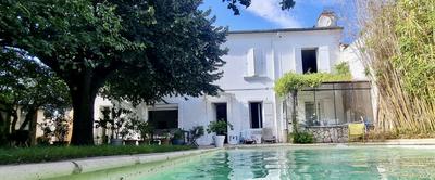 Mas - 185 m² - 9 pièces