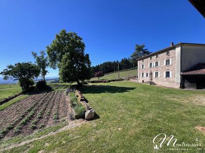 Propriété - 400 m² - 20 pièces