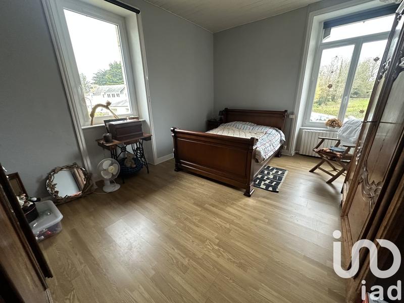 Maison - 127 m² - 8 pièces