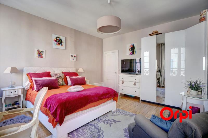 Appartement - 129 m² - 4 pièces