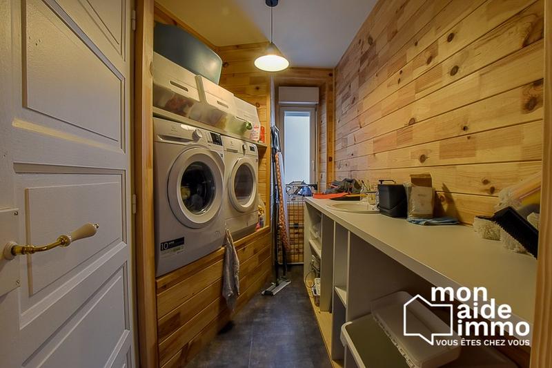 Maison - 189 m² - 6 pièces