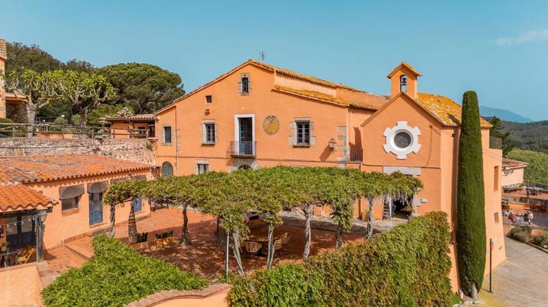 Propriété - 4 154 m²