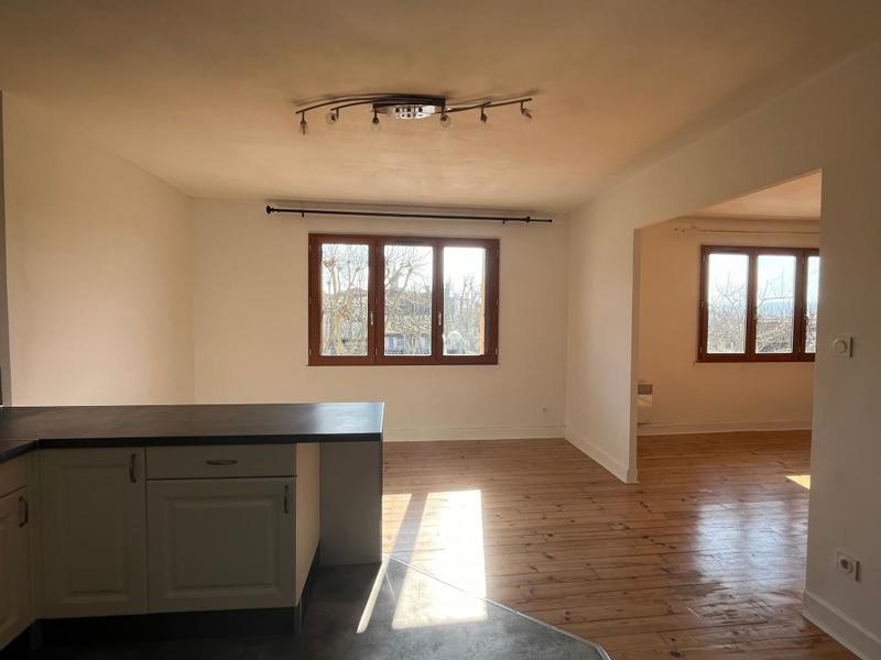 Appartement - 91 m² - 2 pièces