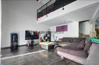 Villa - 181 m² - 5 pièces