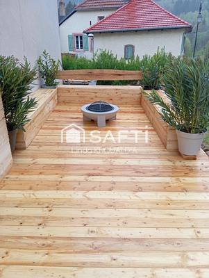 Maison - 251 m² - 7 pièces