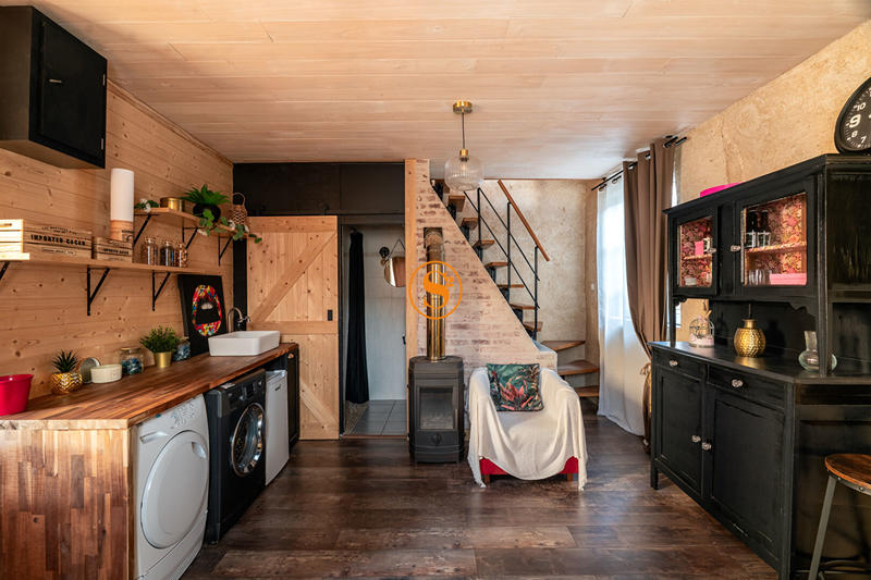 Maison - 183 m² - 7 pièces