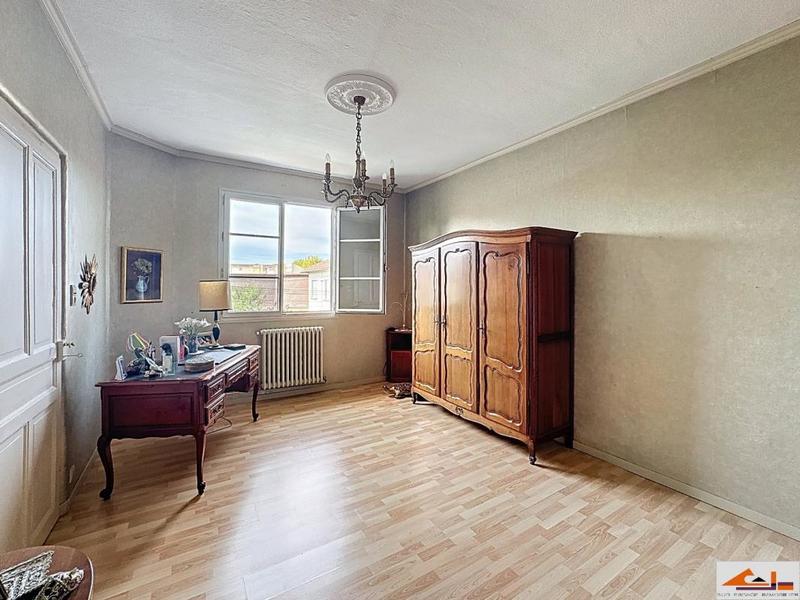 Immeuble - 206 m² - 8 pièces