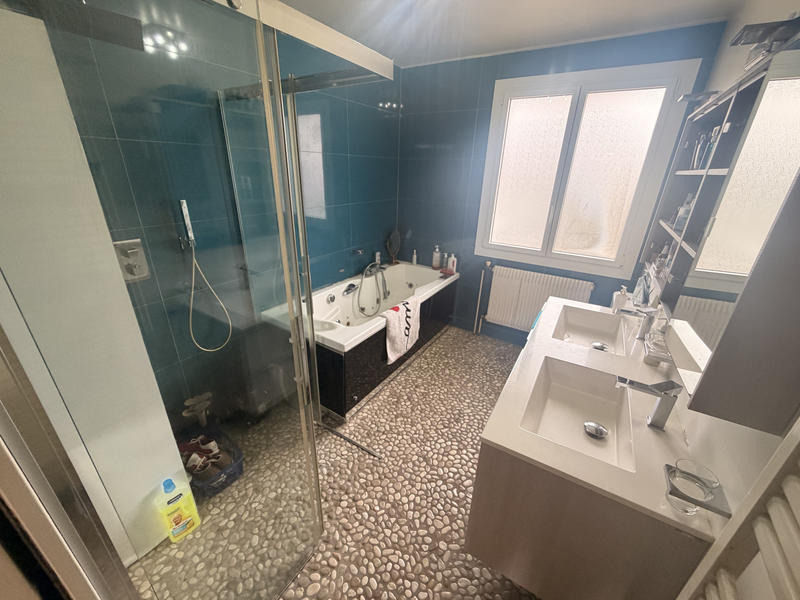 Maison - 88 m² - 4 pièces