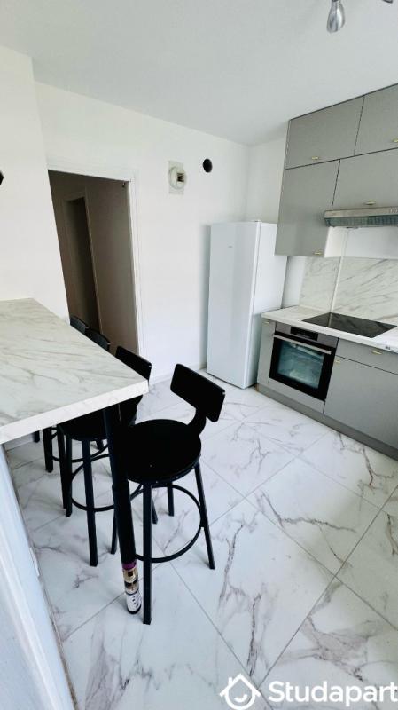 Chambre - 12 m² - 1 pièce