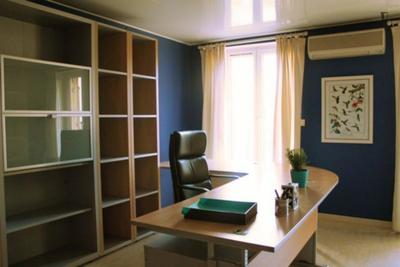 Chambre - 30 m² - 6 pièces