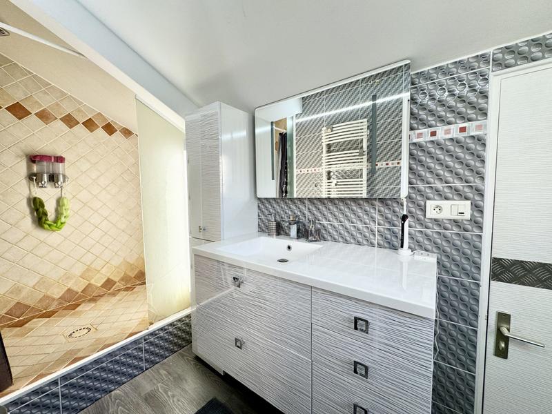 Maison - 148 m² - 5 pièces