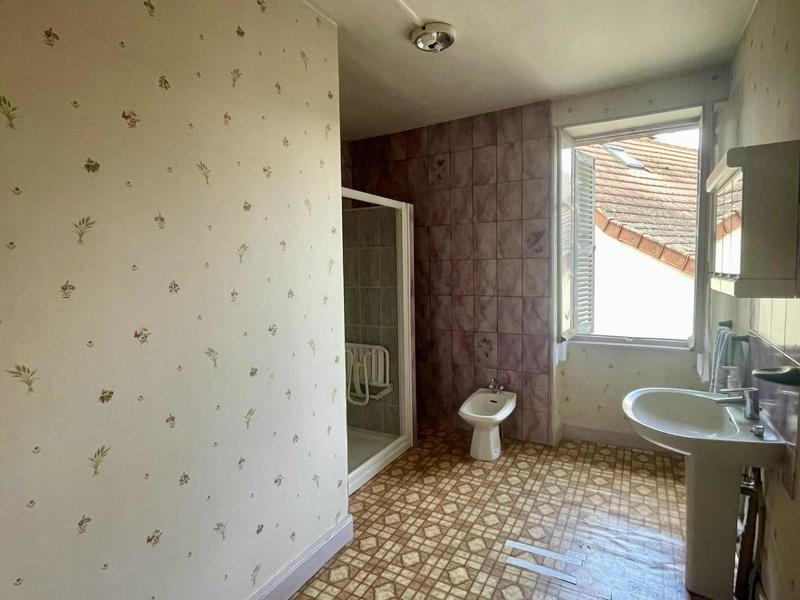 Maison - 145 m² - 7 pièces