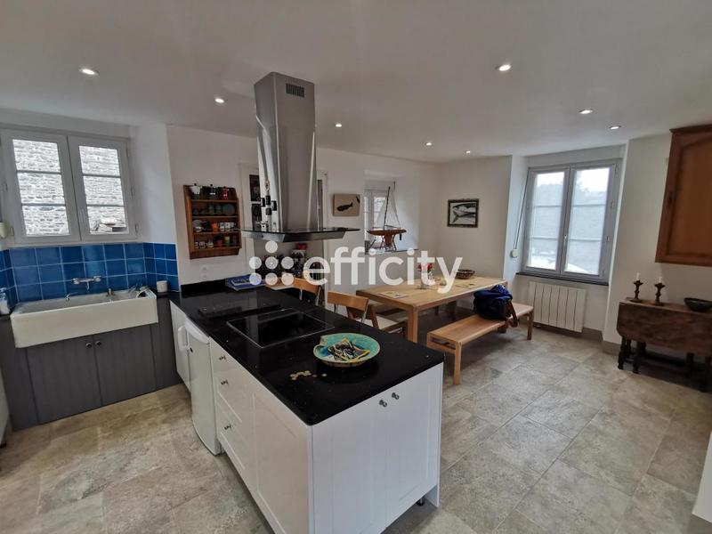 Maison en pierre - 125 m² - 6 pièces