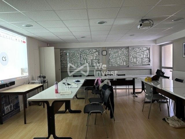 Immeuble - 1 220 m²