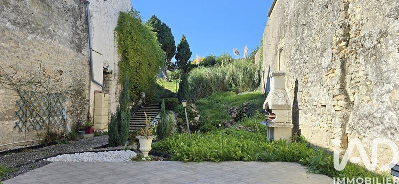 Maison - 170 m² - 7 pièces