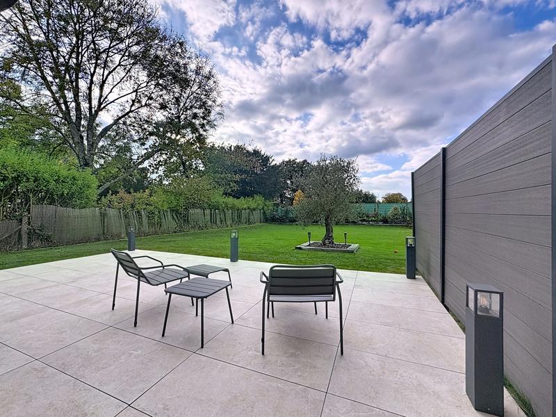 Maison - 180 m² - 7 pièces