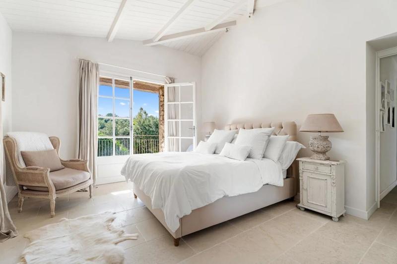 Villa - 157 m² - 6 pièces