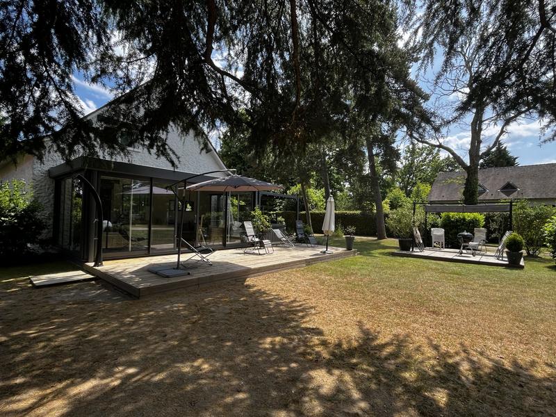 Maison - 166 m² - 7 pièces