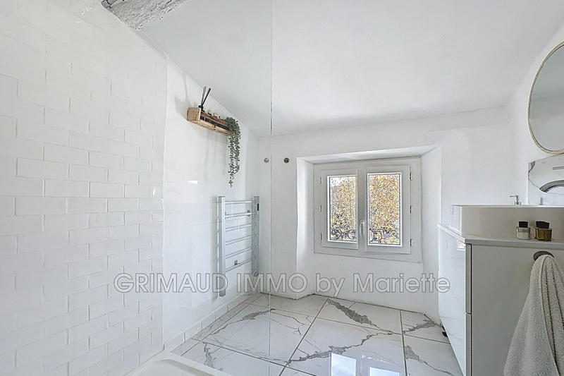 Maison - 141 m² - 5 pièces