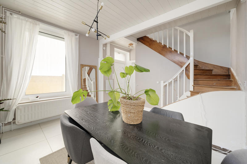 Maison - 100 m² - 5 pièces