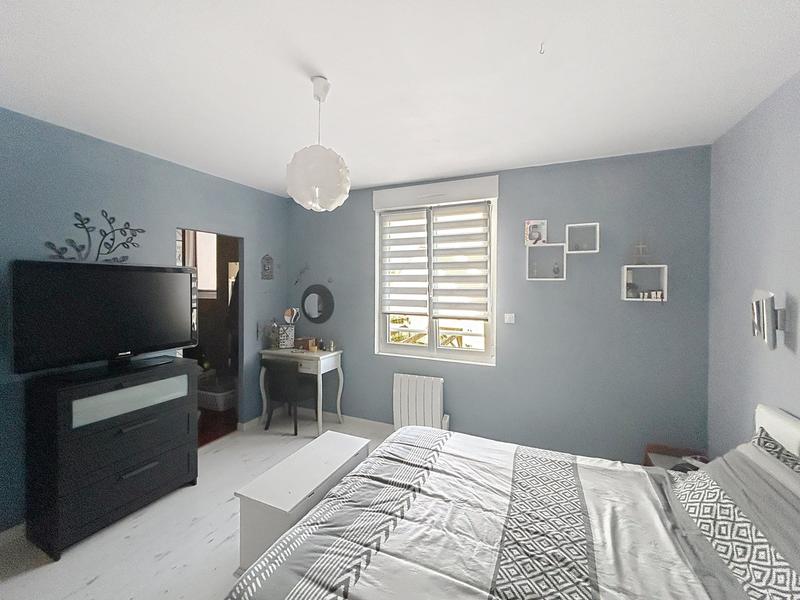 Maison - 266 m² - 11 pièces