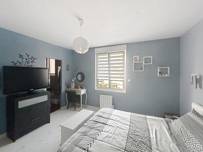 Maison - 266 m² - 11 pièces