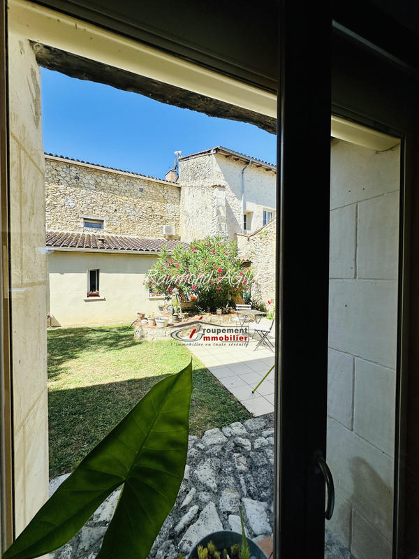 Maison de village - 265 m² - 11 pièces