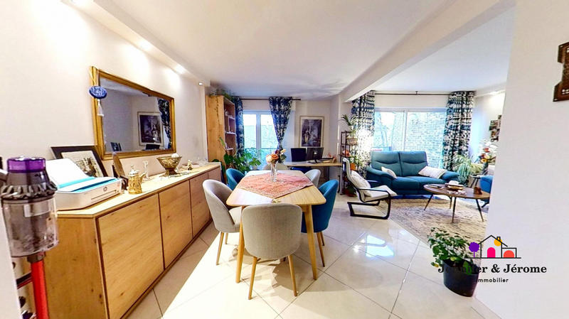 Appartement - 86 m² - 4 pièces