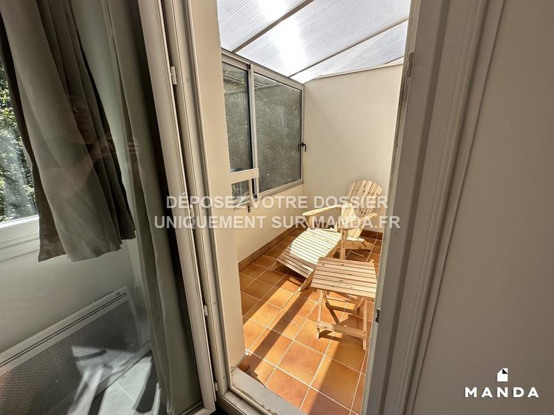 Chambre - 11 m² - 7 pièces