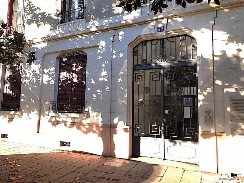 Appartement - 80 m² - 3 pièces