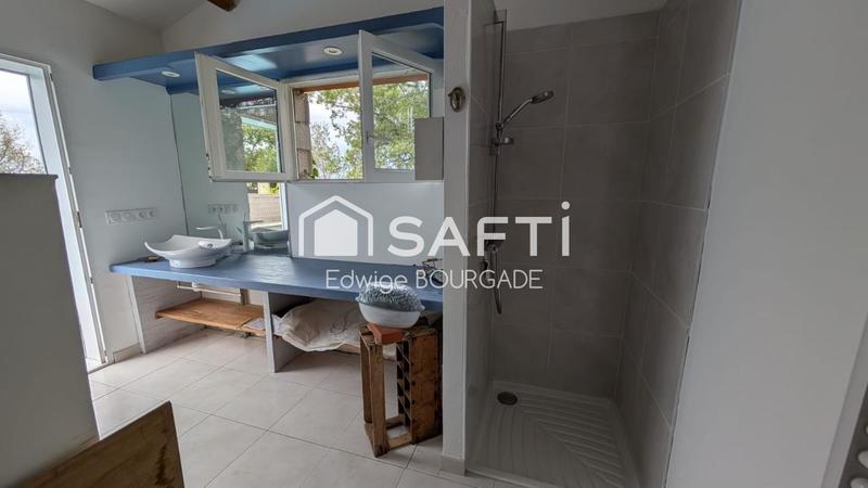 Maison - 215 m² - 7 pièces