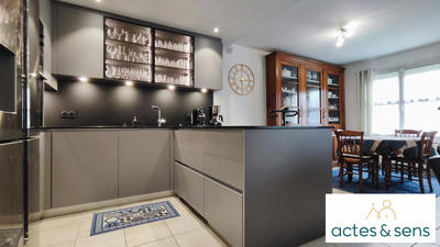 Appartement - 89 m² - 4 pièces