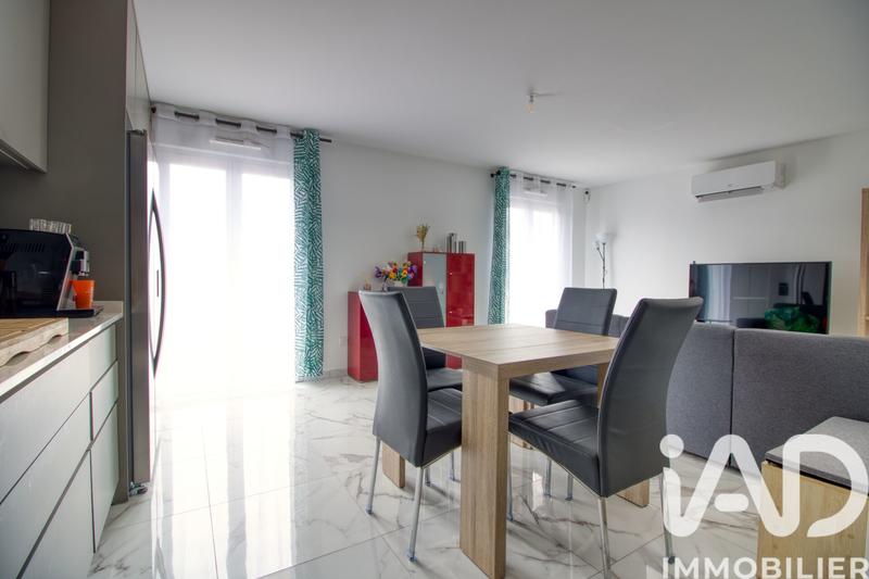 Maison - 96 m² - 5 pièces