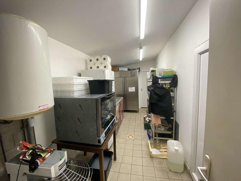 Fonds de commerce - 180 m²