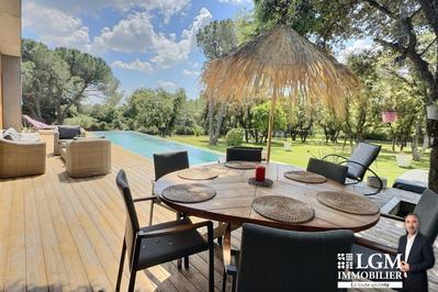 Villa - 139 m² - 5 pièces