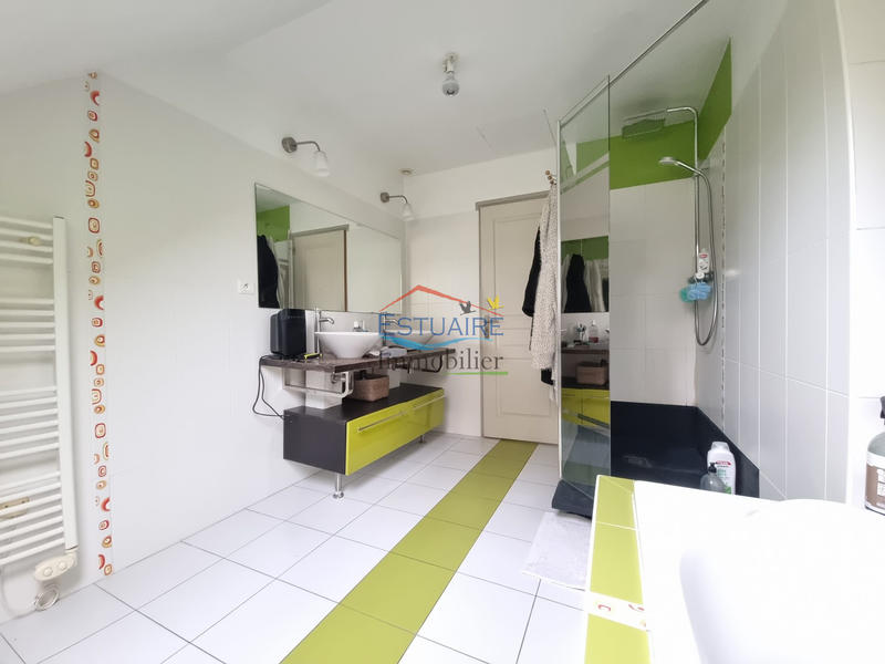 Maison contemporaine - 133 m² - 5 pièces