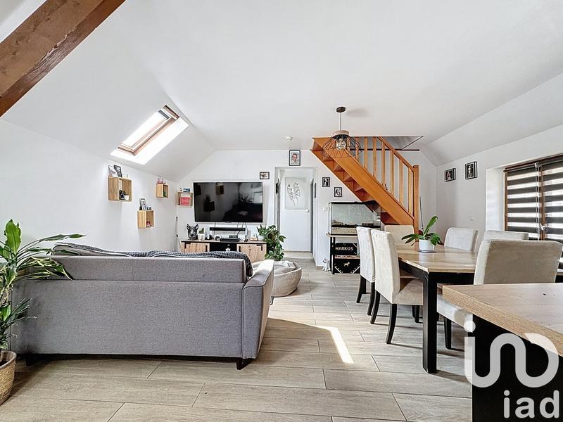 Maison - 246 m² - 9 pièces