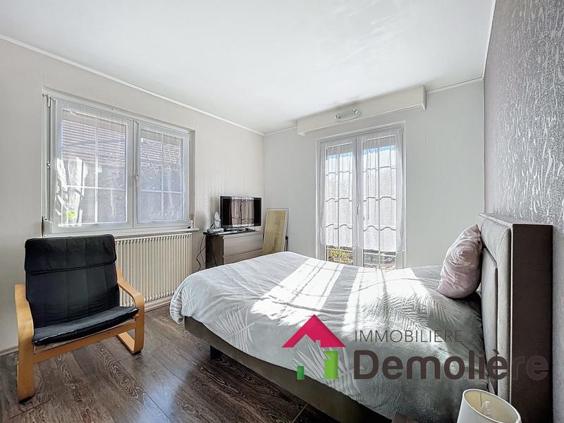 Maison - 196 m² - 8 pièces