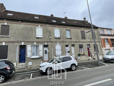 Maison - 82 m² - 5 pièces