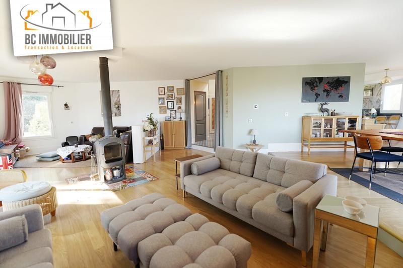 Maison - 167 m² - 6 pièces