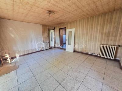 Maison - 96 m² - 4 pièces
