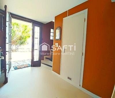 Maison - 140 m² - 5 pièces