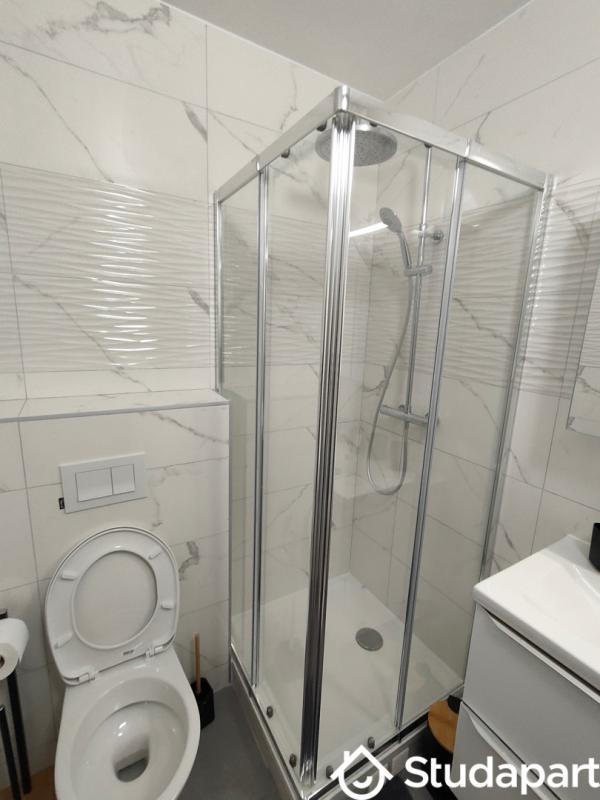 Chambre - 9 m² - 1 pièce