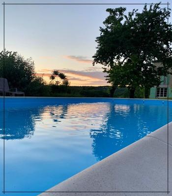 Maison - 480 m² - 10 pièces