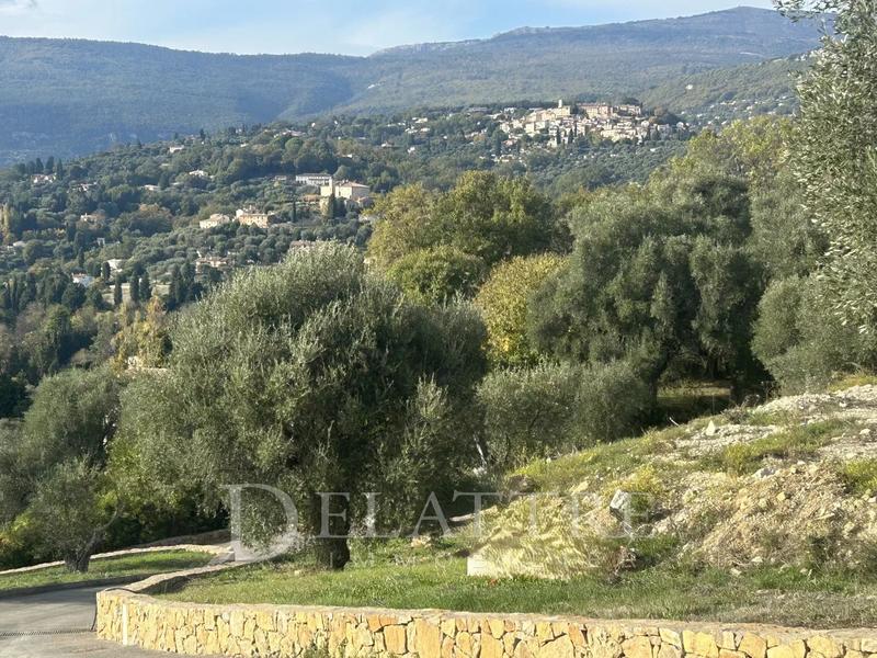 Terrain constructible - 2 620 m²