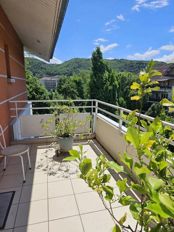 Appartement - 115 m² - 5 pièces