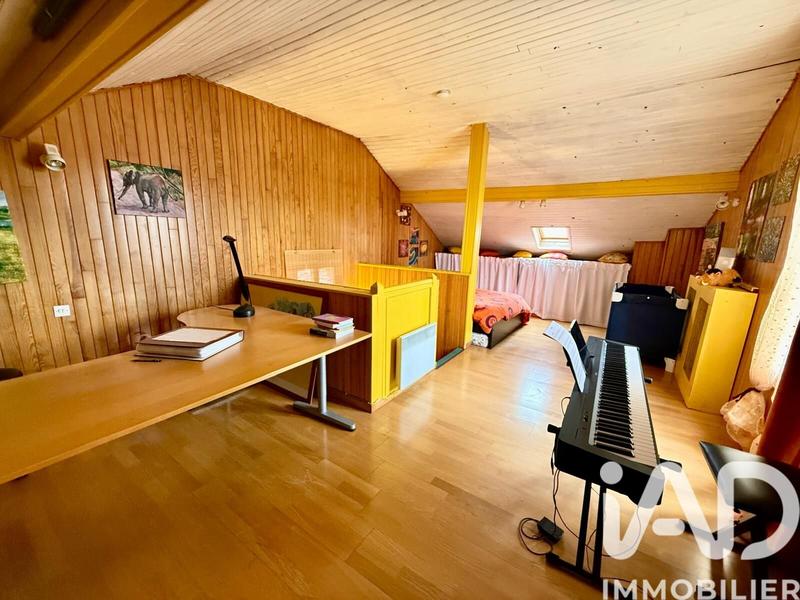 Maison - 111 m² - 6 pièces