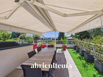 Appartement - 80 m² - 3 pièces